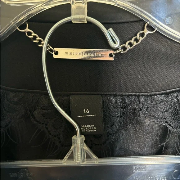 Elegant Black Double-Breasted Women's Blazer - Picture 2 of 8